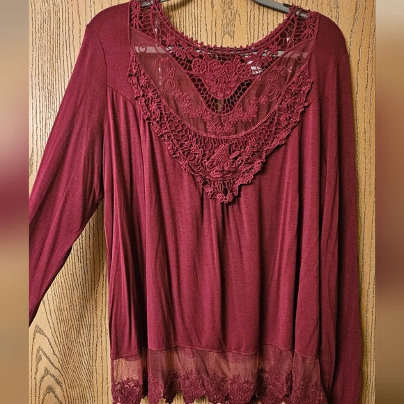 Burgundy Lace Trim Women's Top Size XXXL - Picture 1 of 3